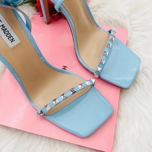 NEW | Steve Madden Underate-S Studded Wrap Heeled Sandals - Picture 4 of 10